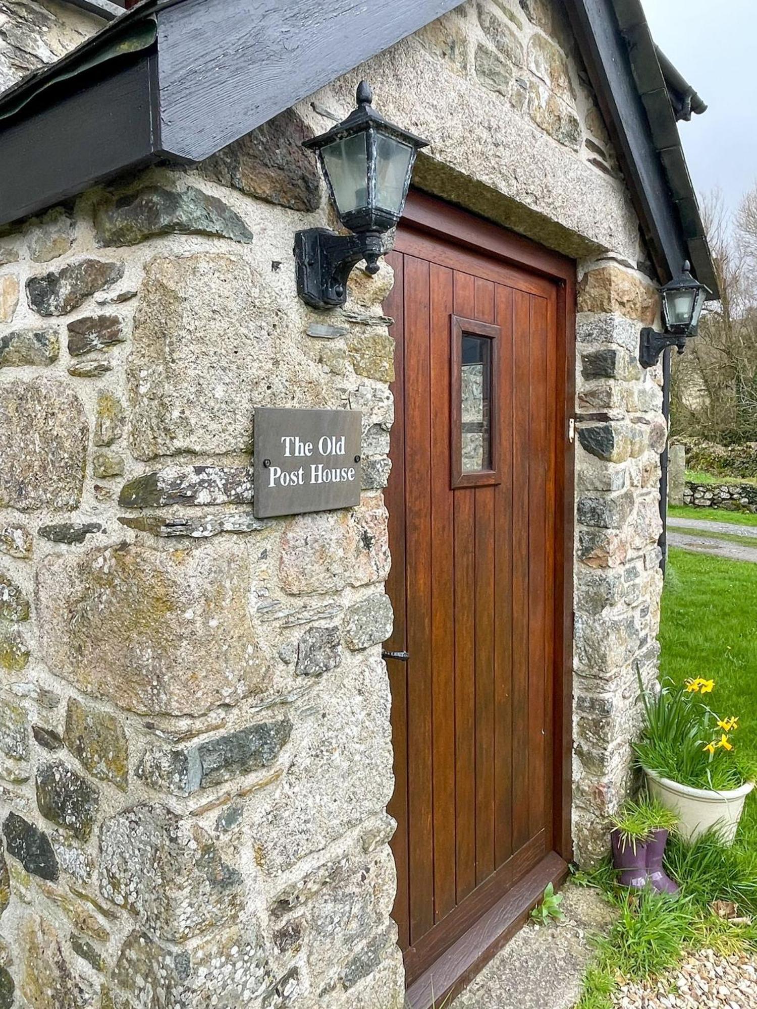 The Old Post House - Historic Dartmoor Home Tavistock  Exterior photo